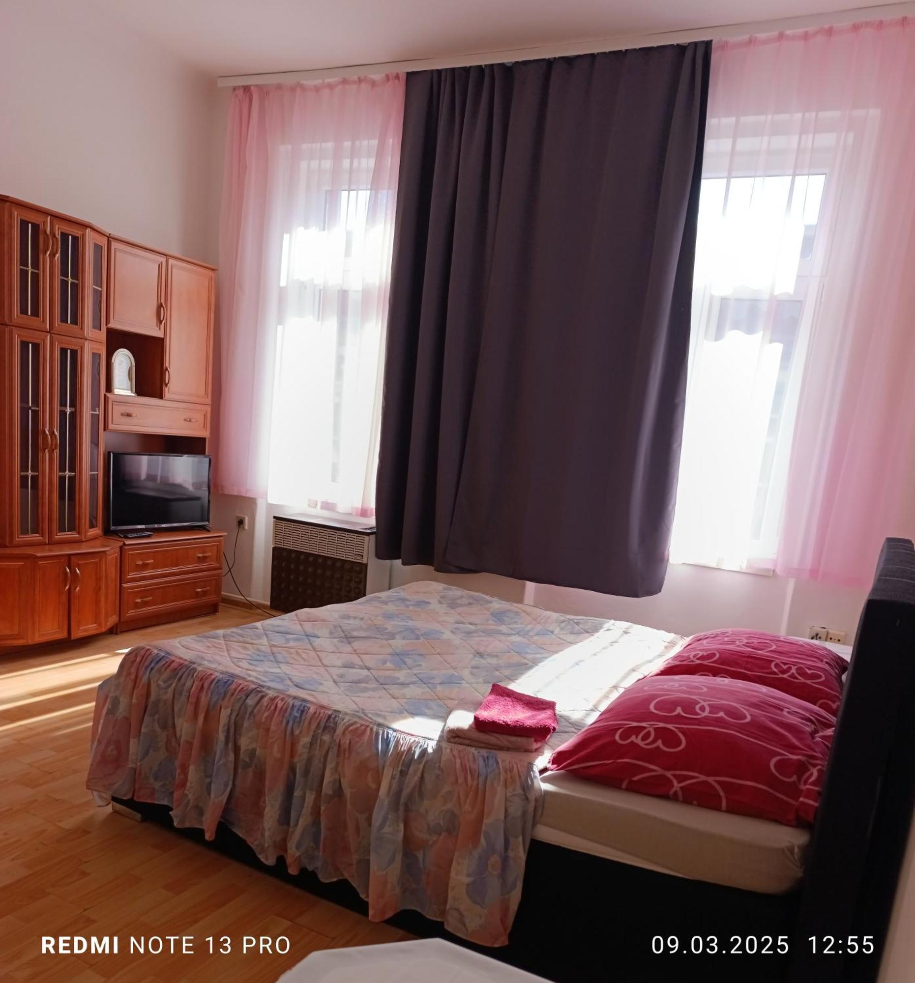 Apartments " Vintag " تبليتسه المظهر الخارجي الصورة